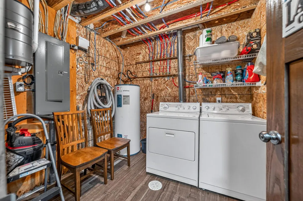 277 Ridge Loop Road Rexford MT 59930