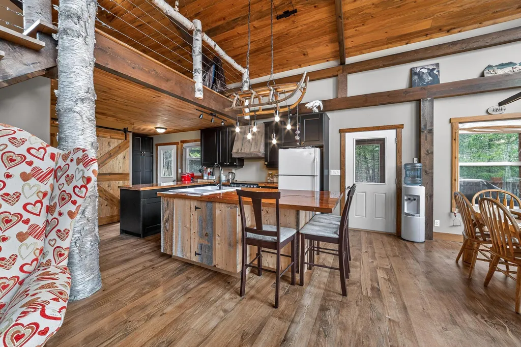 277 Ridge Loop Road Rexford MT 59930