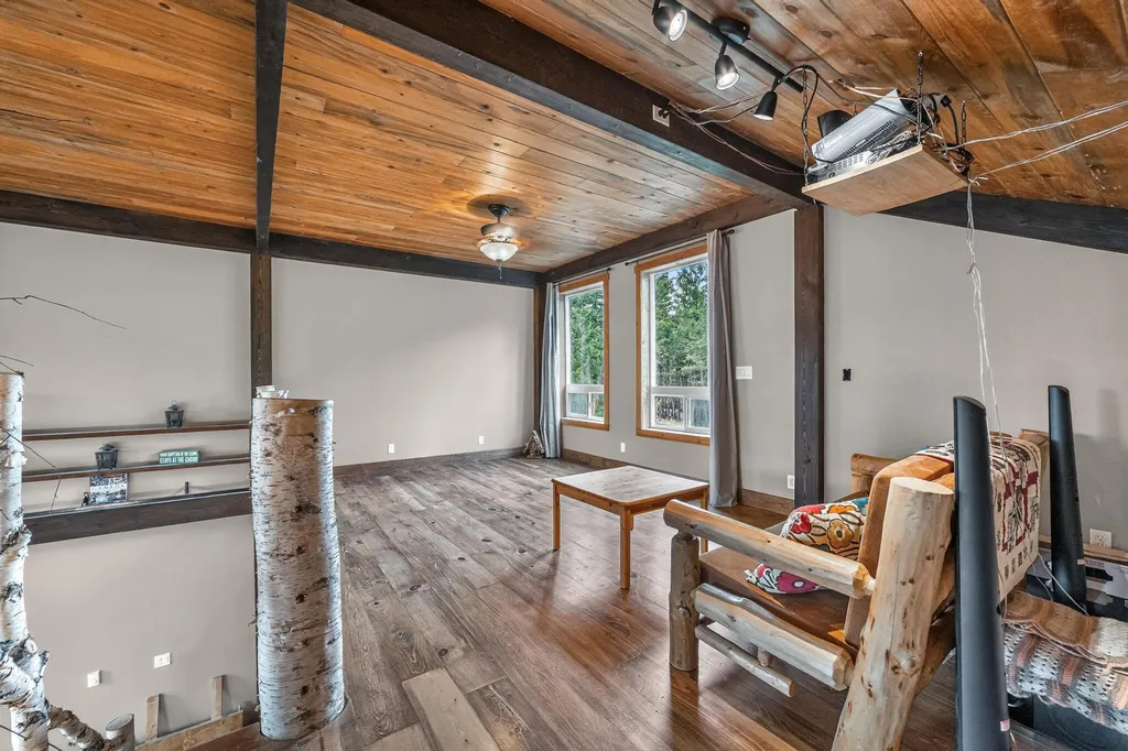 277 Ridge Loop Road Rexford MT 59930