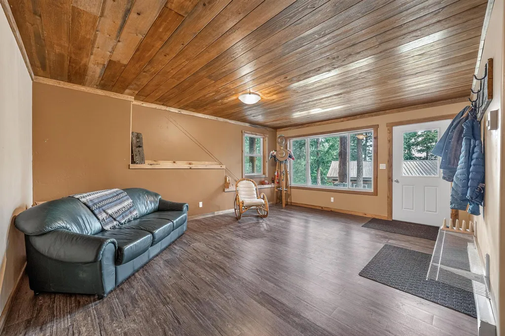 277 Ridge Loop Road Rexford MT 59930