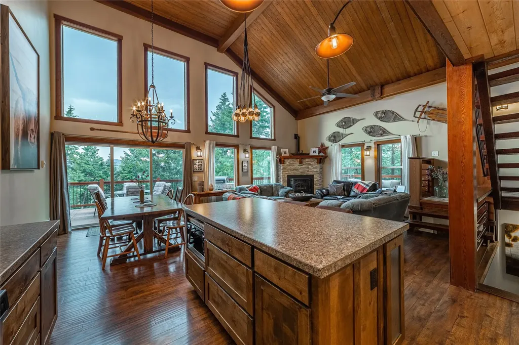 277 Ridge Loop Road Rexford MT 59930