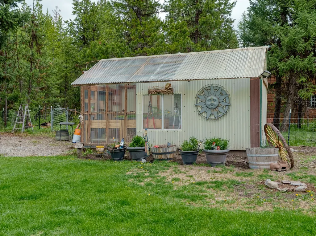 26 Jolly Hill Lane Marion MT 59925