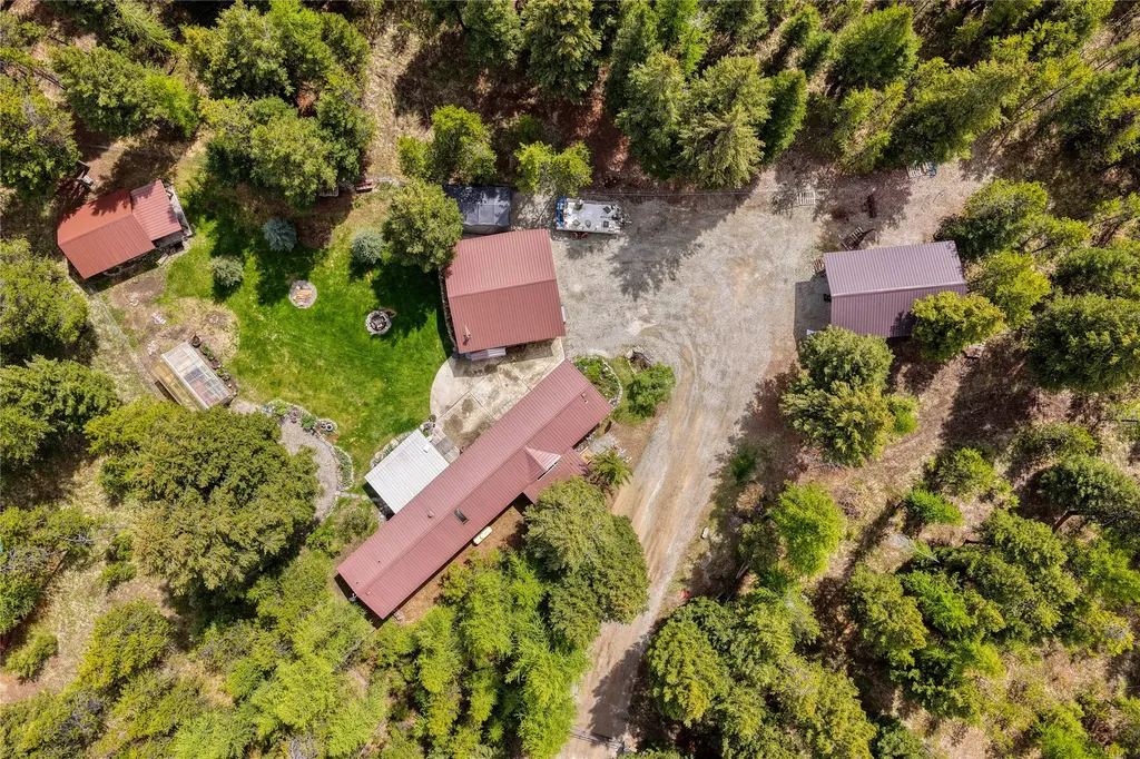 26 Jolly Hill Lane Marion MT 59925
