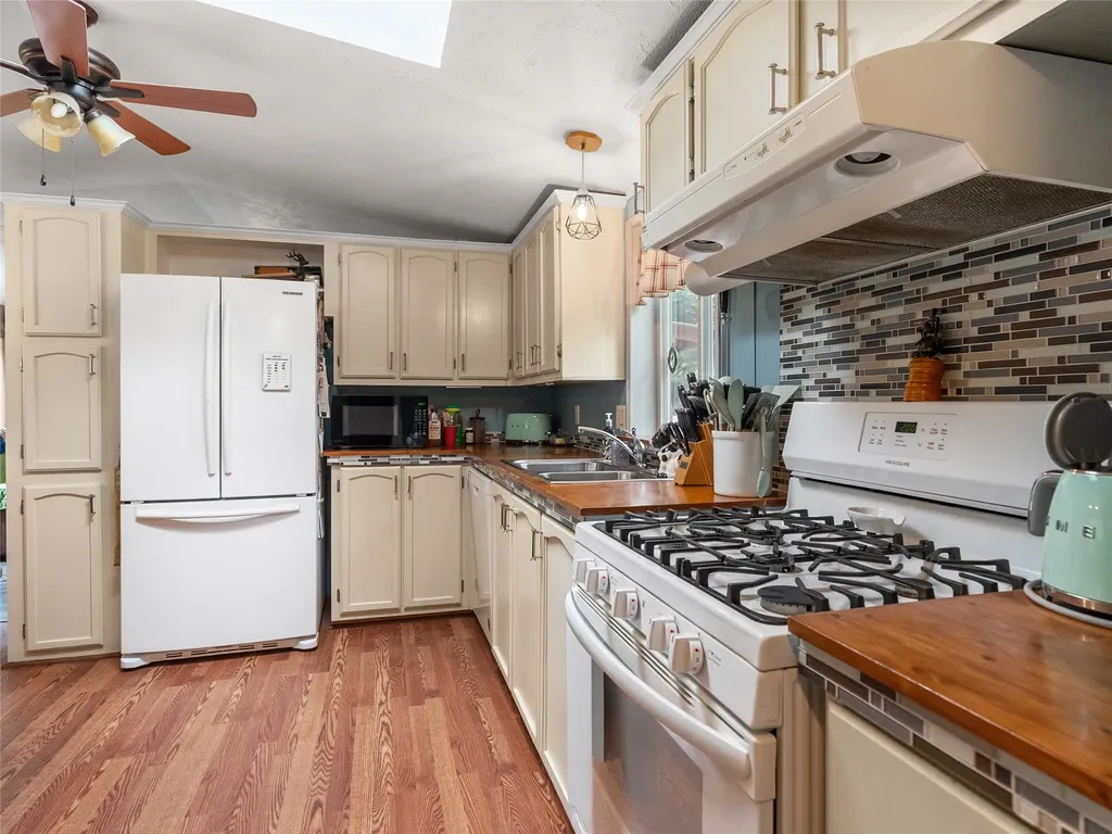 26 Jolly Hill Lane Marion MT 59925