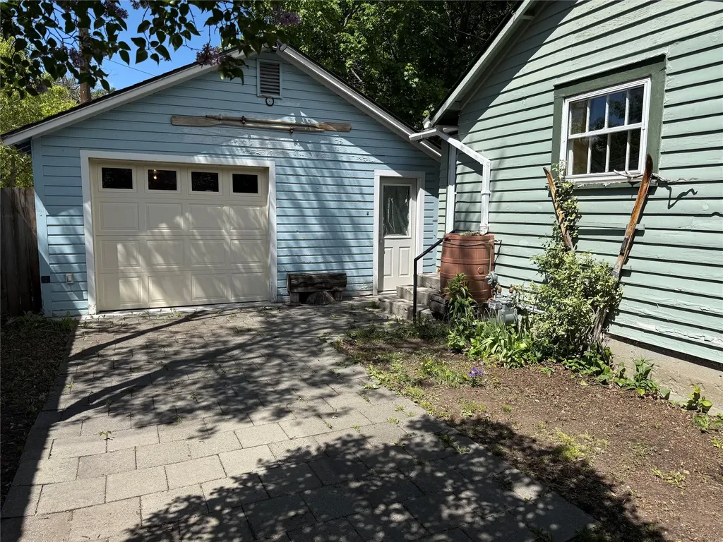2207 Wylie Avenue Missoula MT 59802