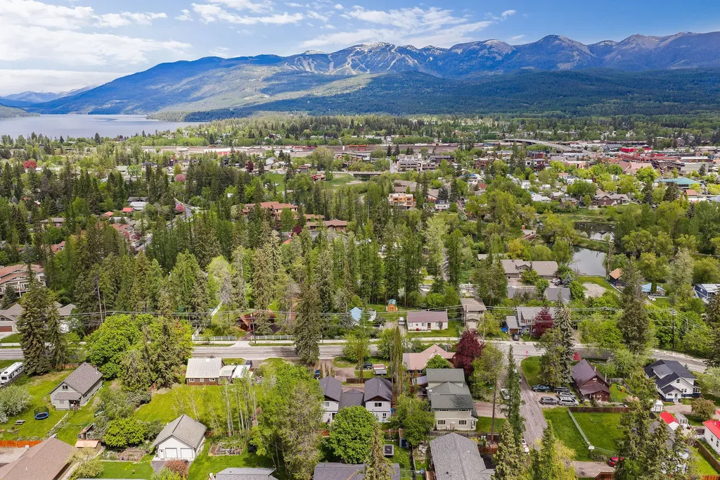 357 W 7th Street Whitefish MT 59937