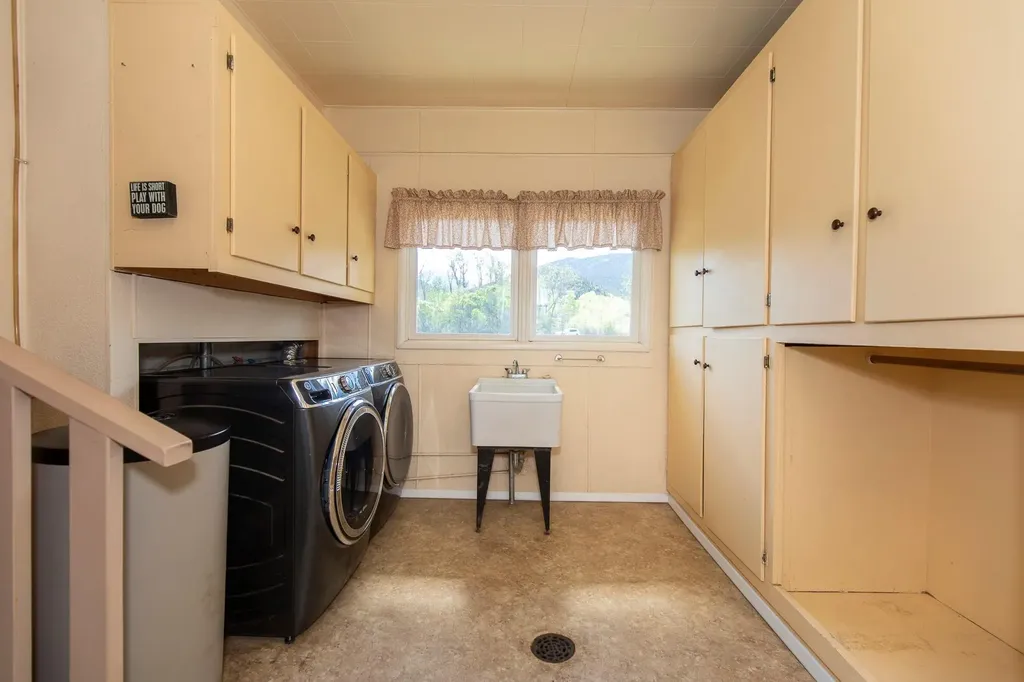 2 Shamrock Lane Livingston MT 59047