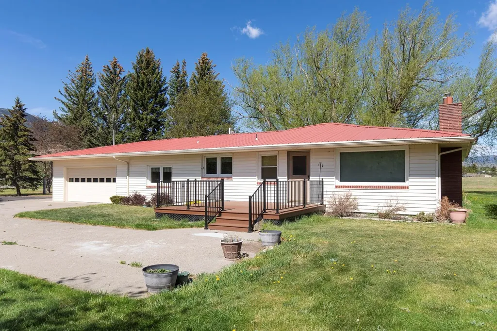 2 Shamrock Lane Livingston MT 59047