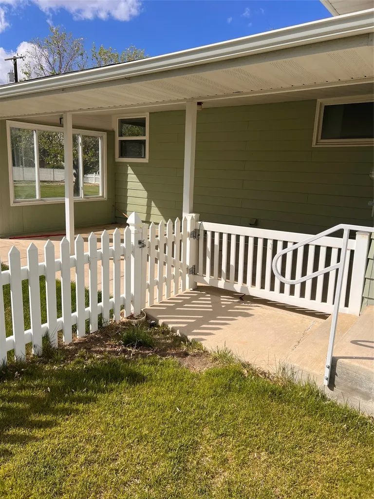402 S Wisconsin Street Conrad MT 59425