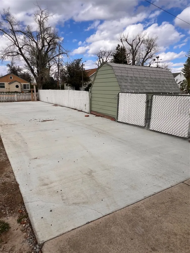 402 S Wisconsin Street Conrad MT 59425