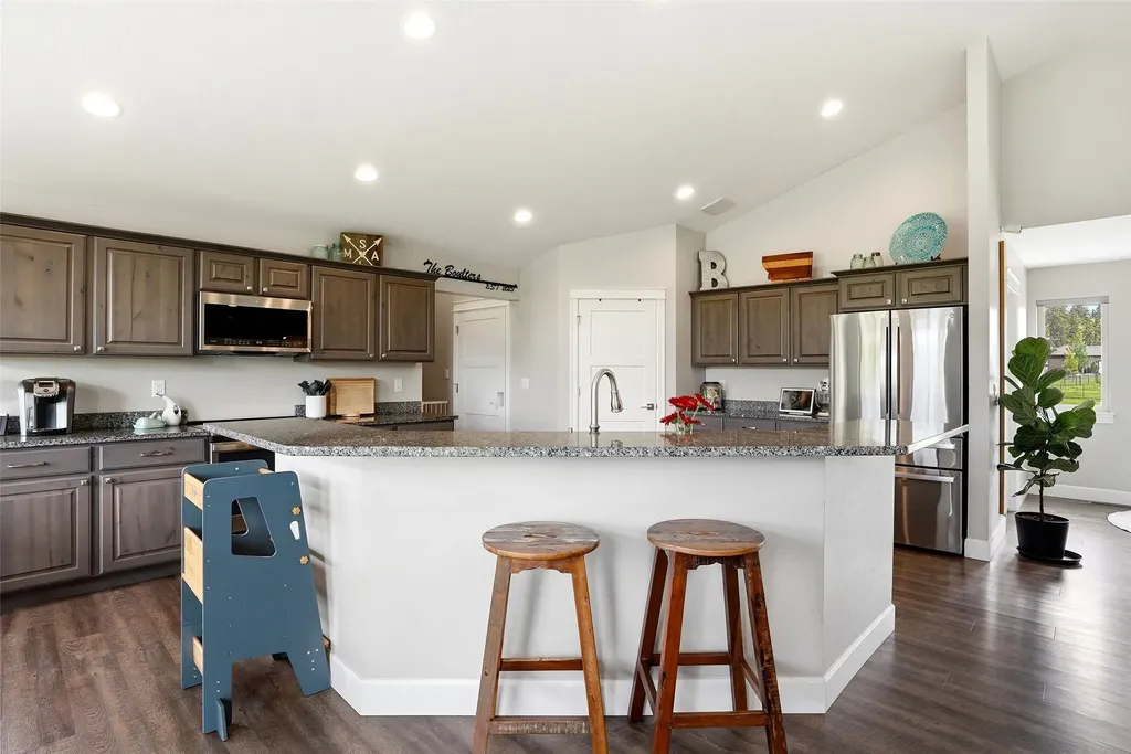 15382 Tollefson Way Frenchtown MT 59834