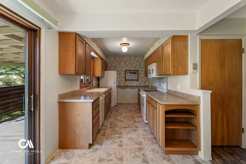 2219 8th Avenue Helena MT 59601