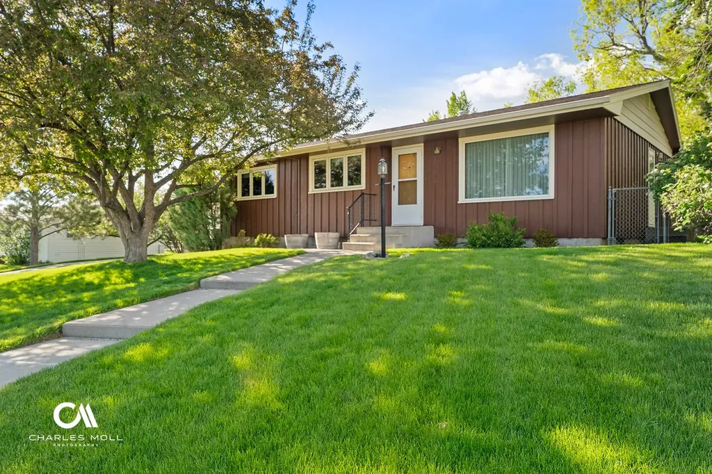 2219 8th Avenue Helena MT 59601