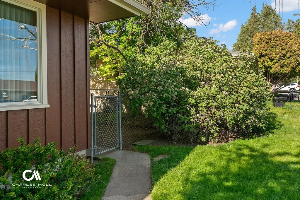 2219 8th Avenue Helena MT 59601