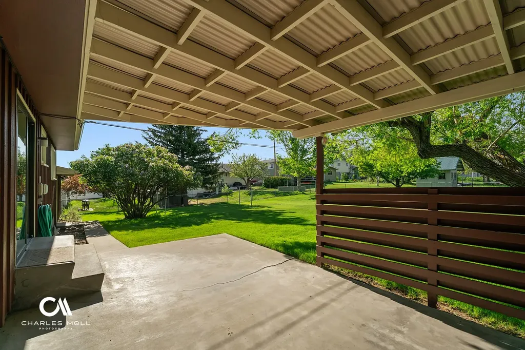 2219 8th Avenue Helena MT 59601