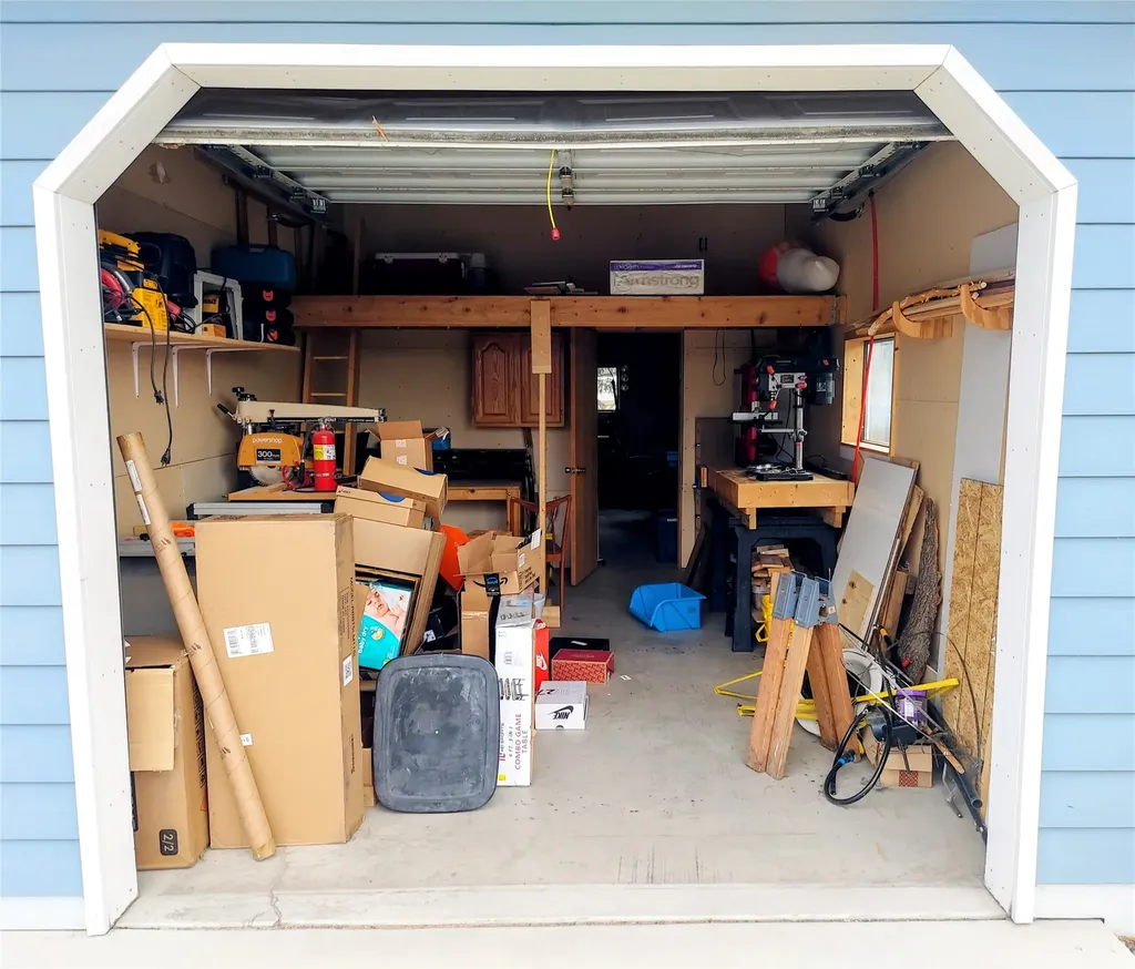 20 Penny Lane Butte MT 59701