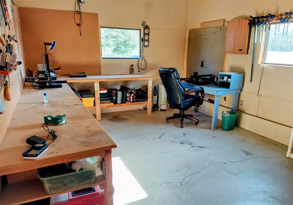 20 Penny Lane Butte MT 59701