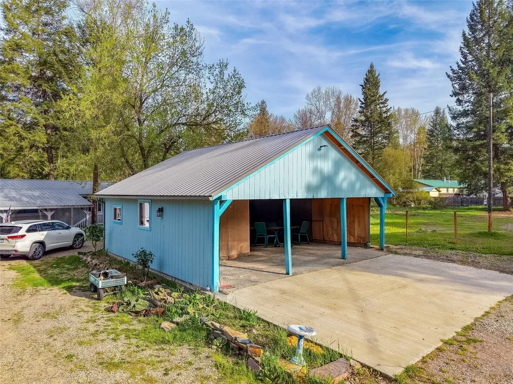 97 Evans Road Libby MT 59923