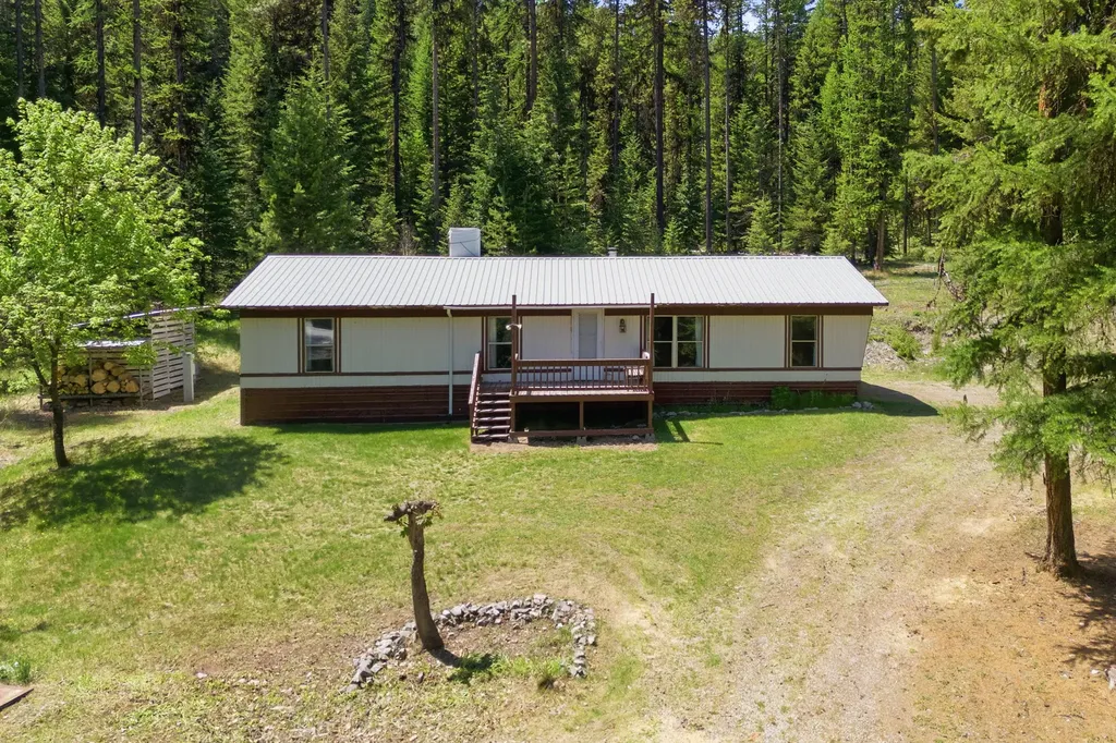 7089 Micah Springs Lane Alberton MT 59820