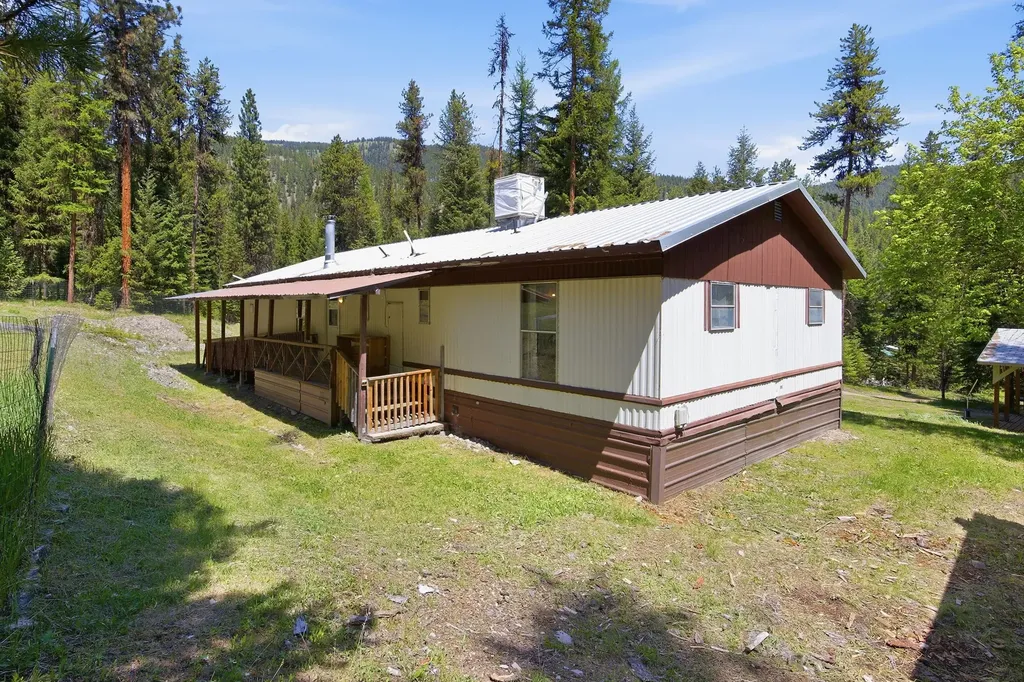 7089 Micah Springs Lane Alberton MT 59820
