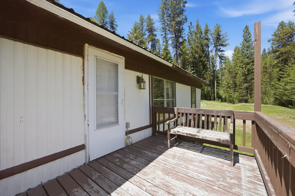 7089 Micah Springs Lane Alberton MT 59820