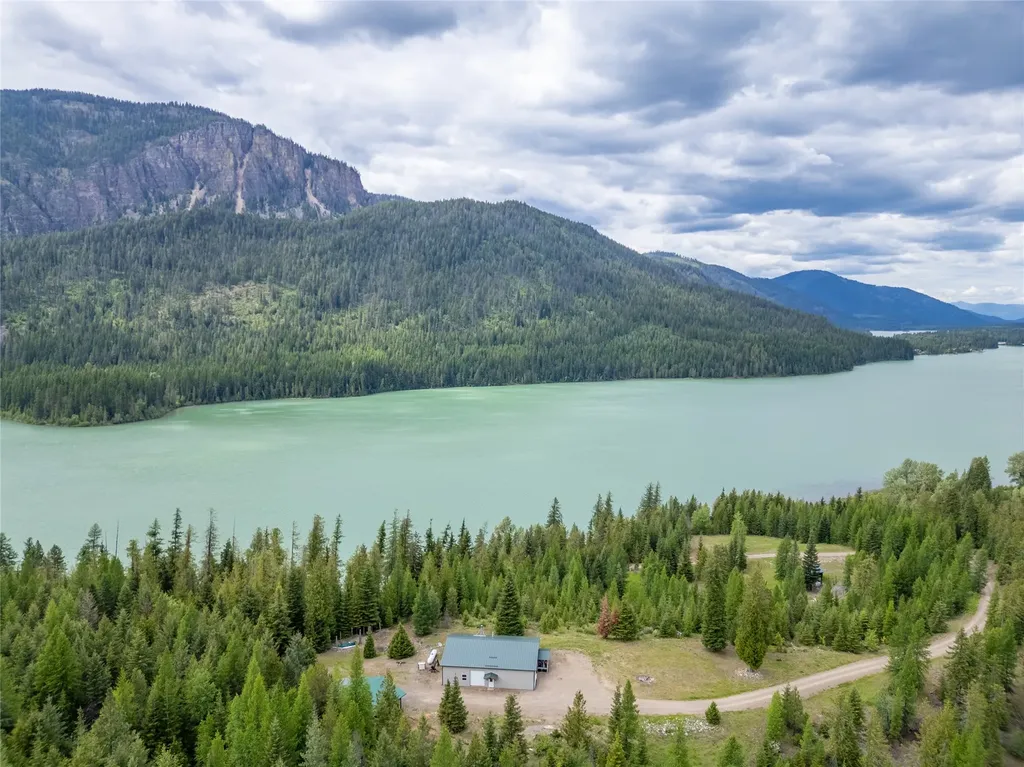 17734 Bull Lake Road Troy MT 59935