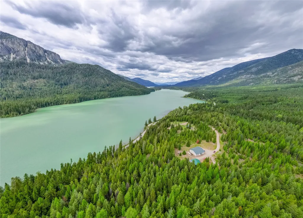 17734 Bull Lake Road Troy MT 59935
