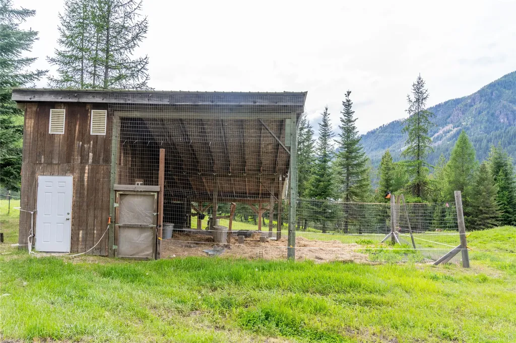 17734 Bull Lake Road Troy MT 59935