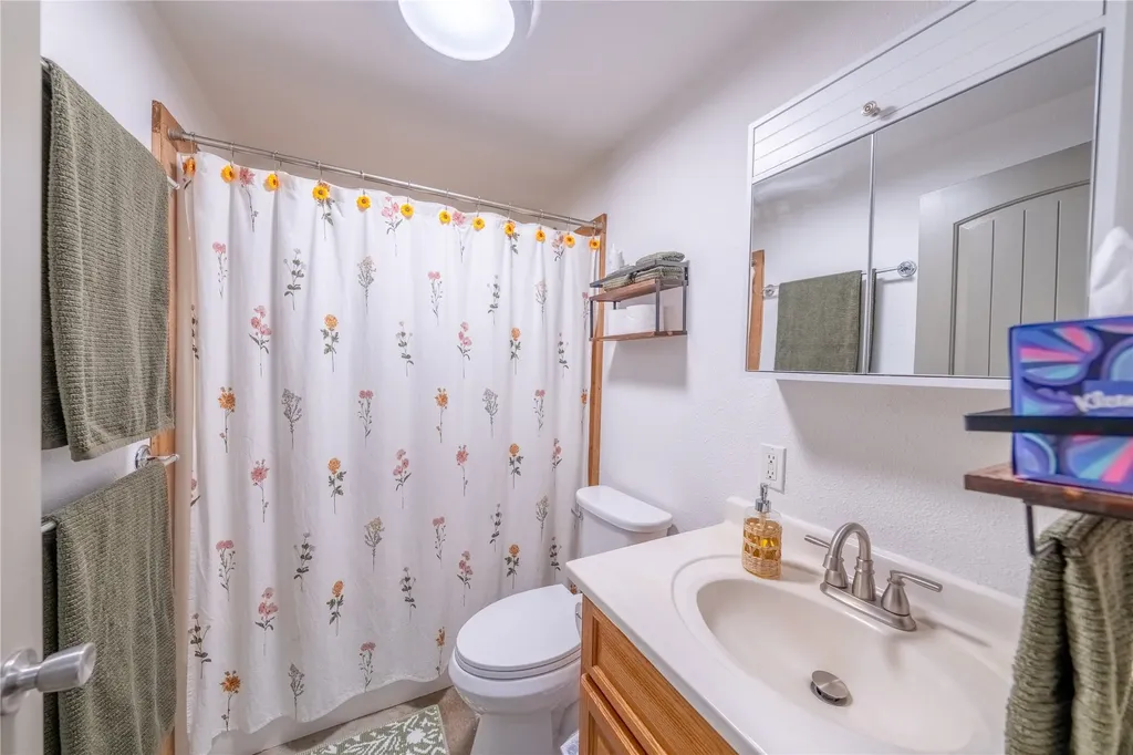 17734 Bull Lake Road Troy MT 59935