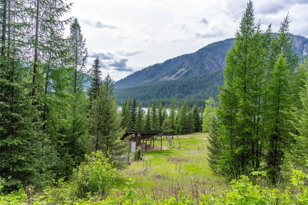 17734 Bull Lake Road Troy MT 59935