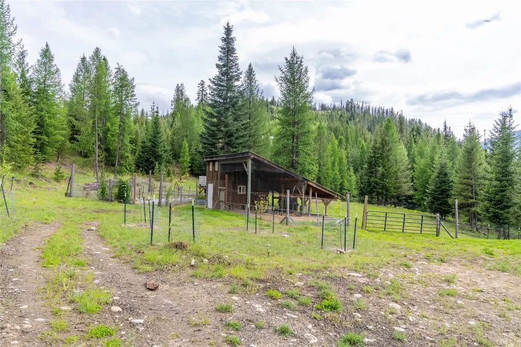 17734 Bull Lake Road Troy MT 59935