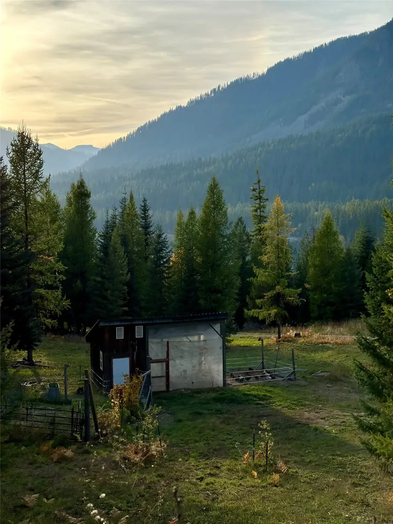 17734 Bull Lake Road Troy MT 59935