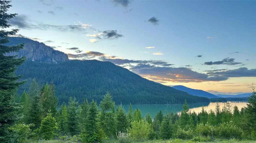 17734 Bull Lake Road Troy MT 59935