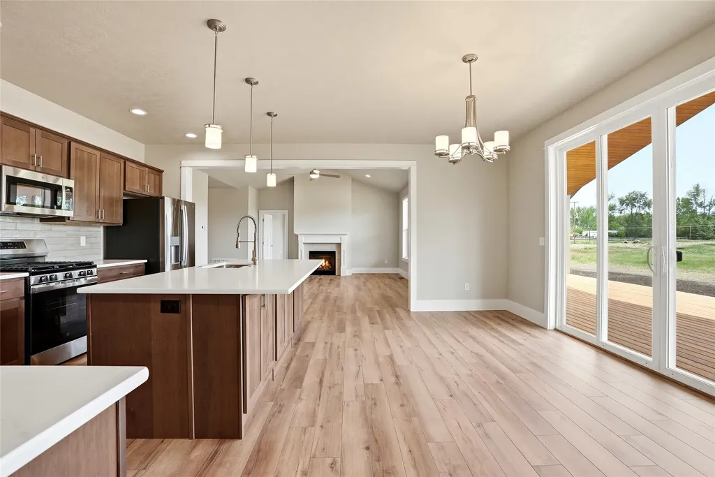 211 Blood Lane Hamilton MT 59840