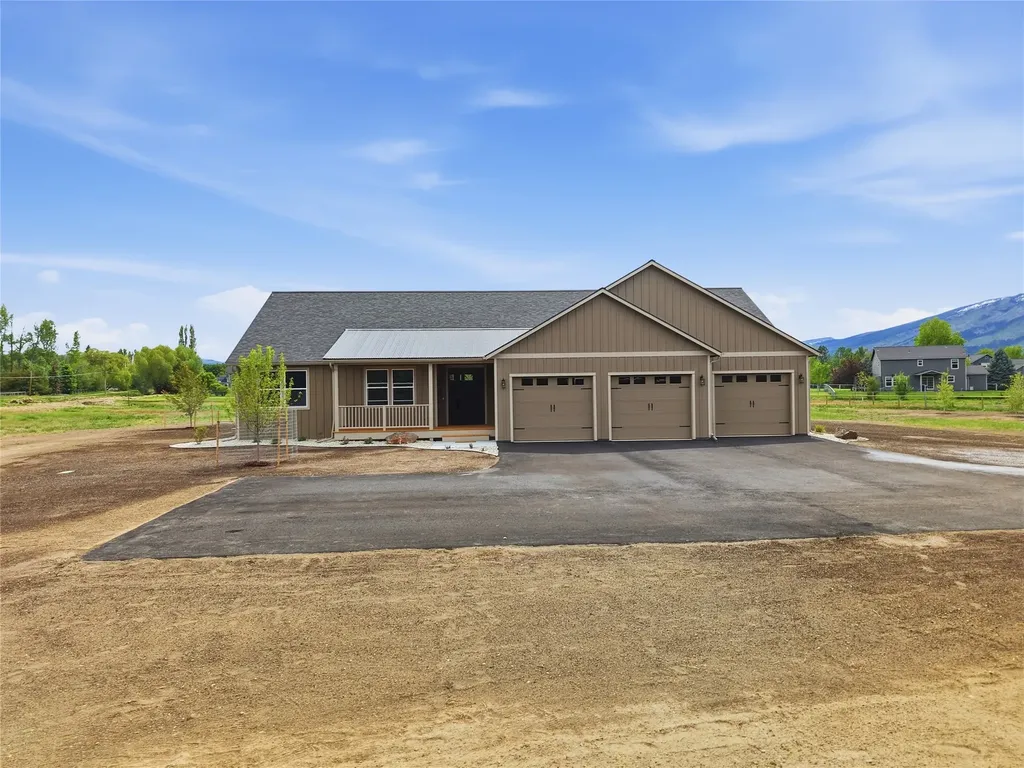 211 Blood Lane Hamilton MT 59840