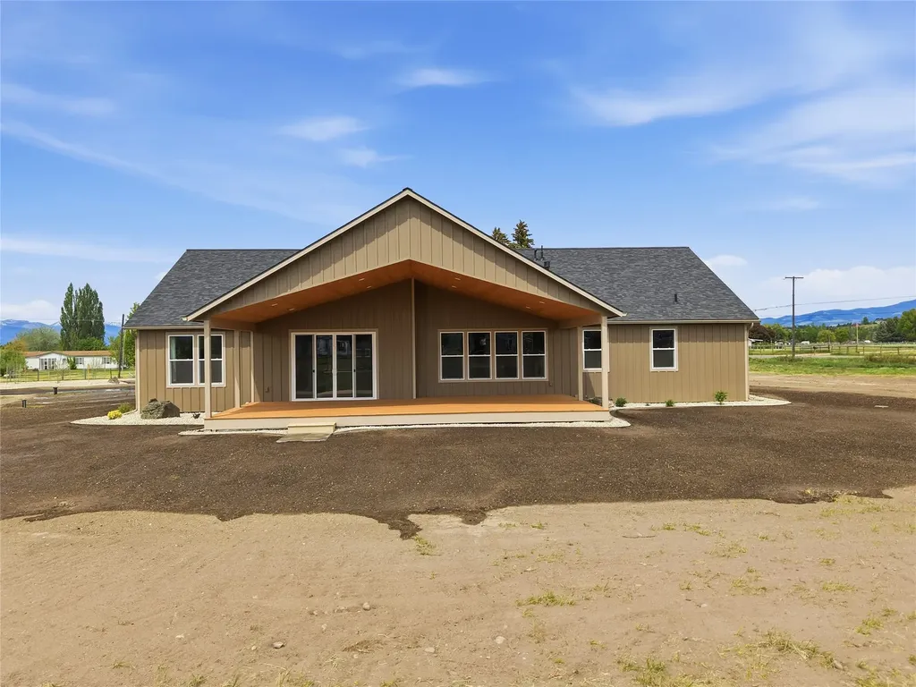 211 Blood Lane Hamilton MT 59840