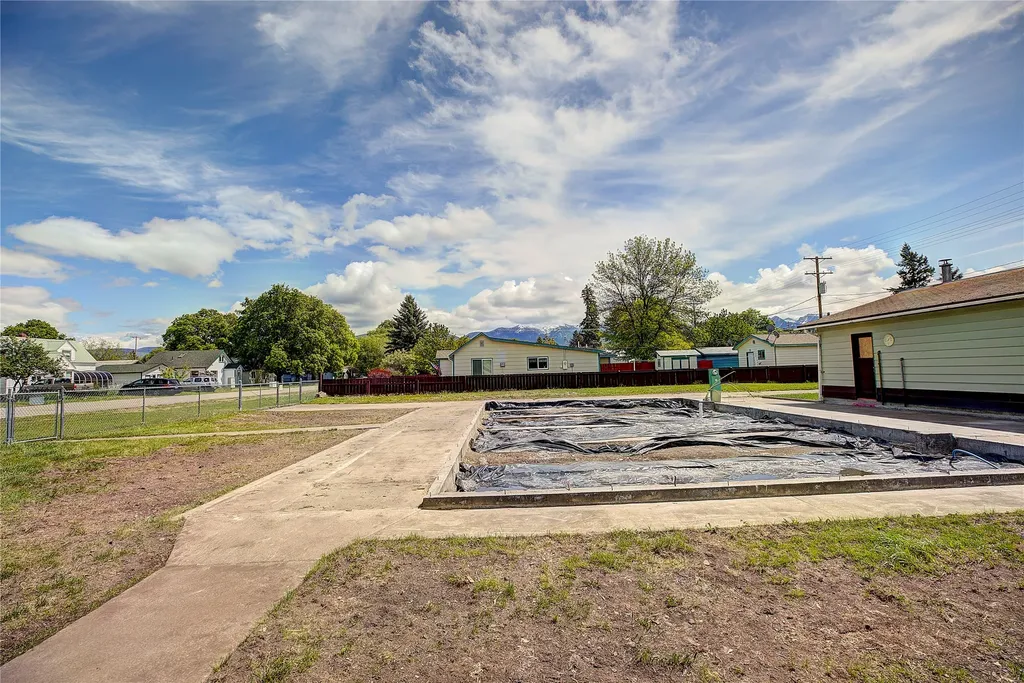 602 6th Avenue E Polson MT 59860