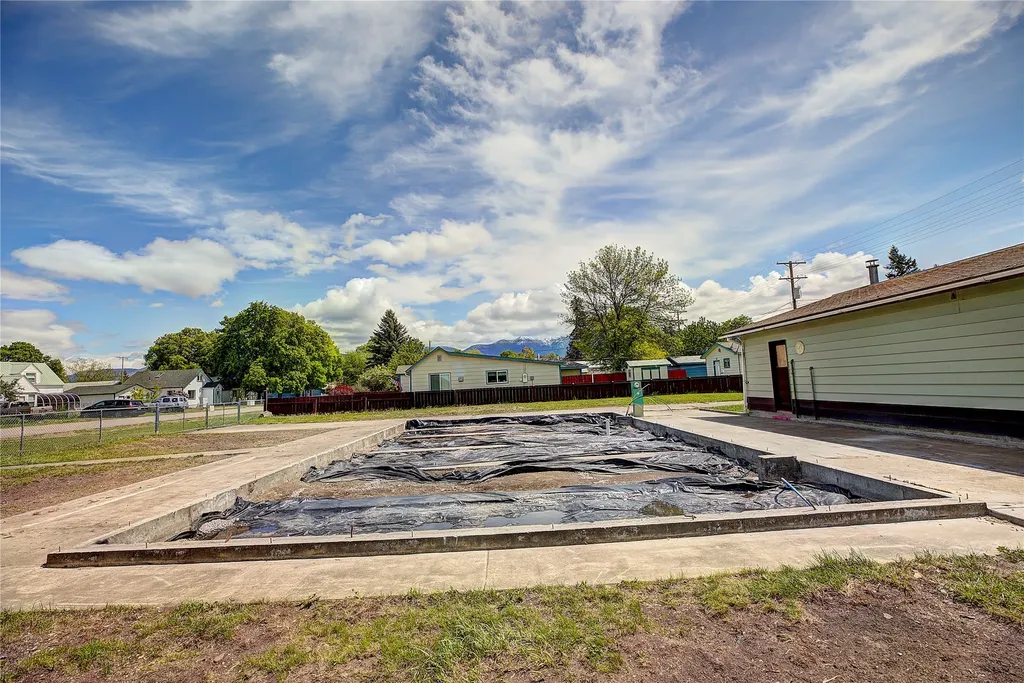 602 6th Avenue E Polson MT 59860