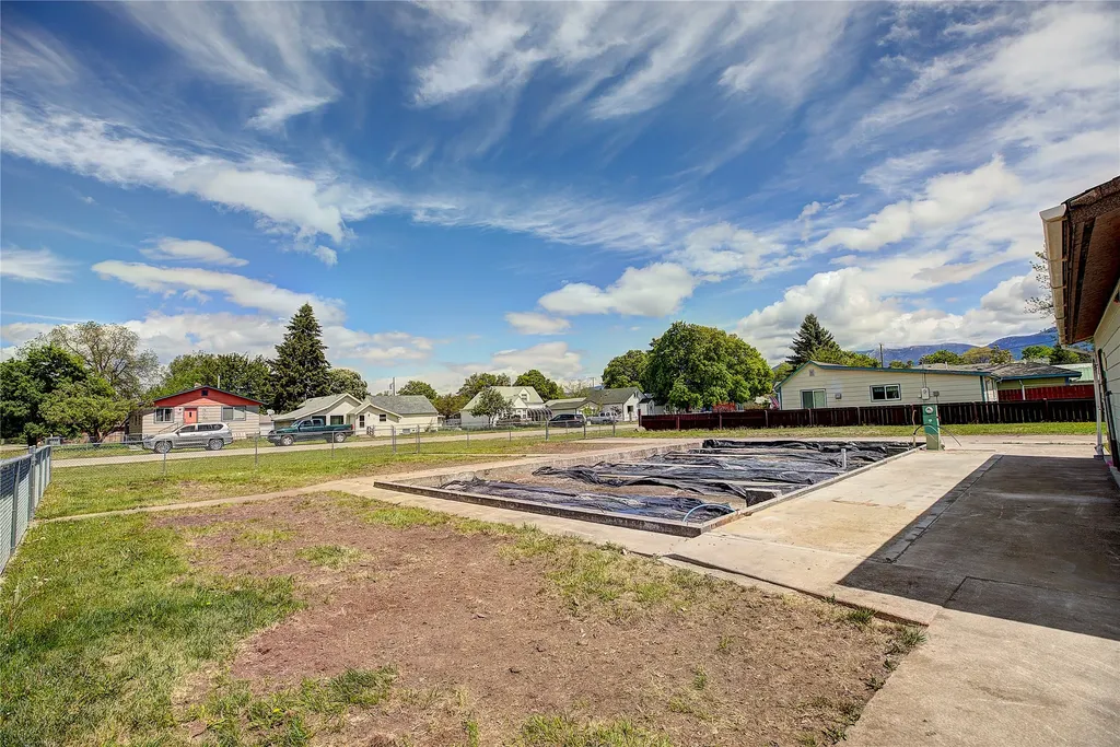 602 6th Avenue E Polson MT 59860