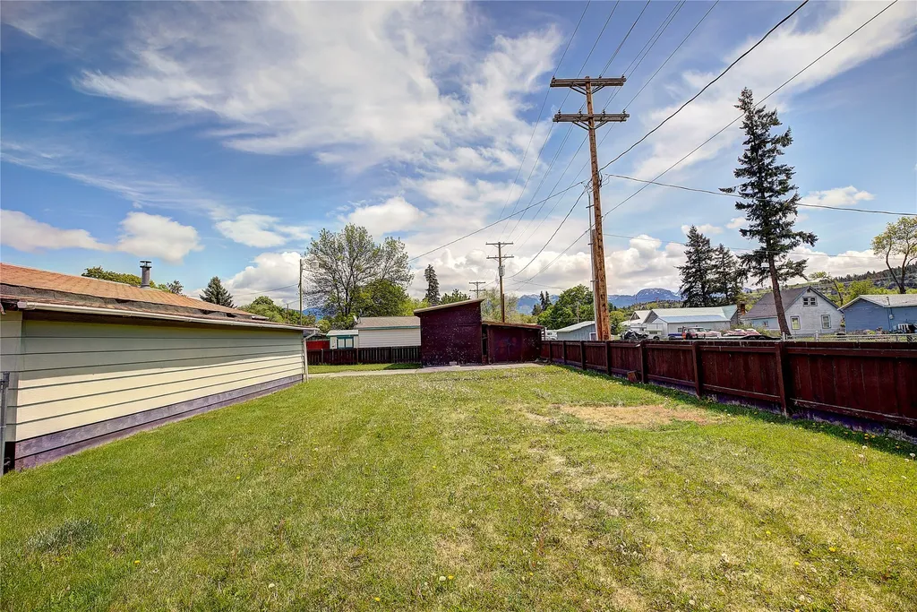 602 6th Avenue E Polson MT 59860