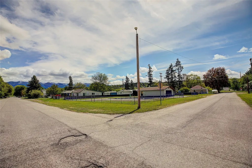 602 6th Avenue E Polson MT 59860
