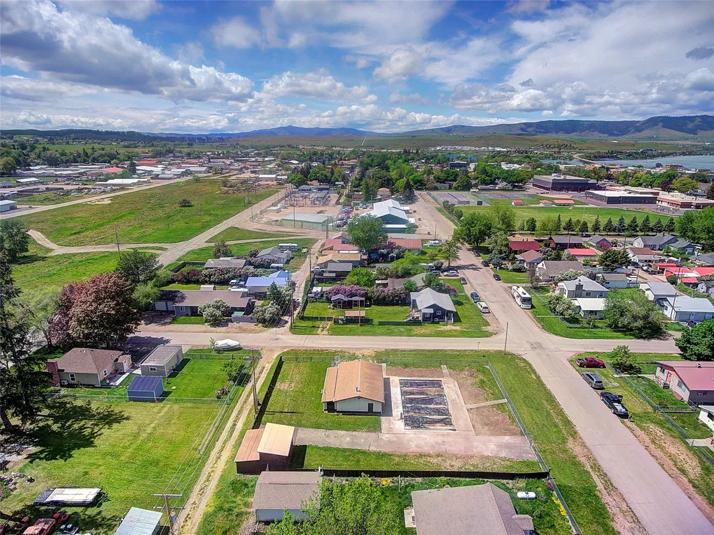 602 6th Avenue E Polson MT 59860