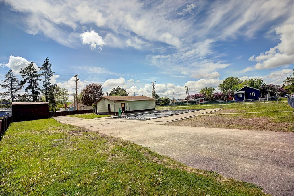 602 6th Avenue E Polson MT 59860