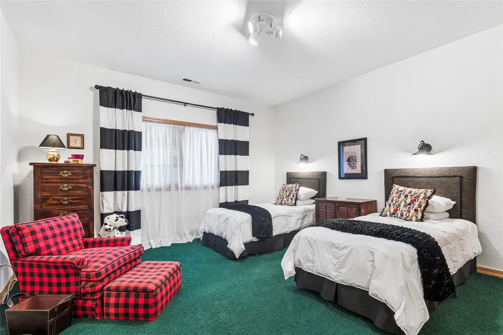 855 Twin Bridges Road Whitefish MT 59937