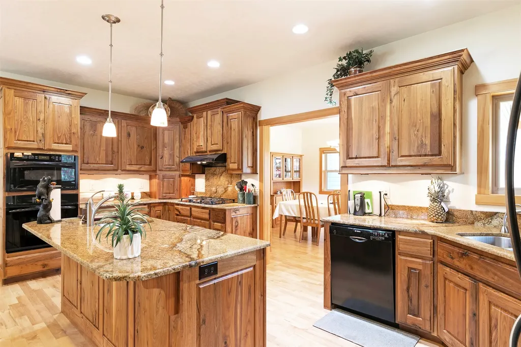 123 Mountain Goat Road Hamilton MT 59840