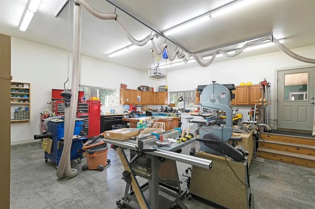 123 Mountain Goat Road Hamilton MT 59840