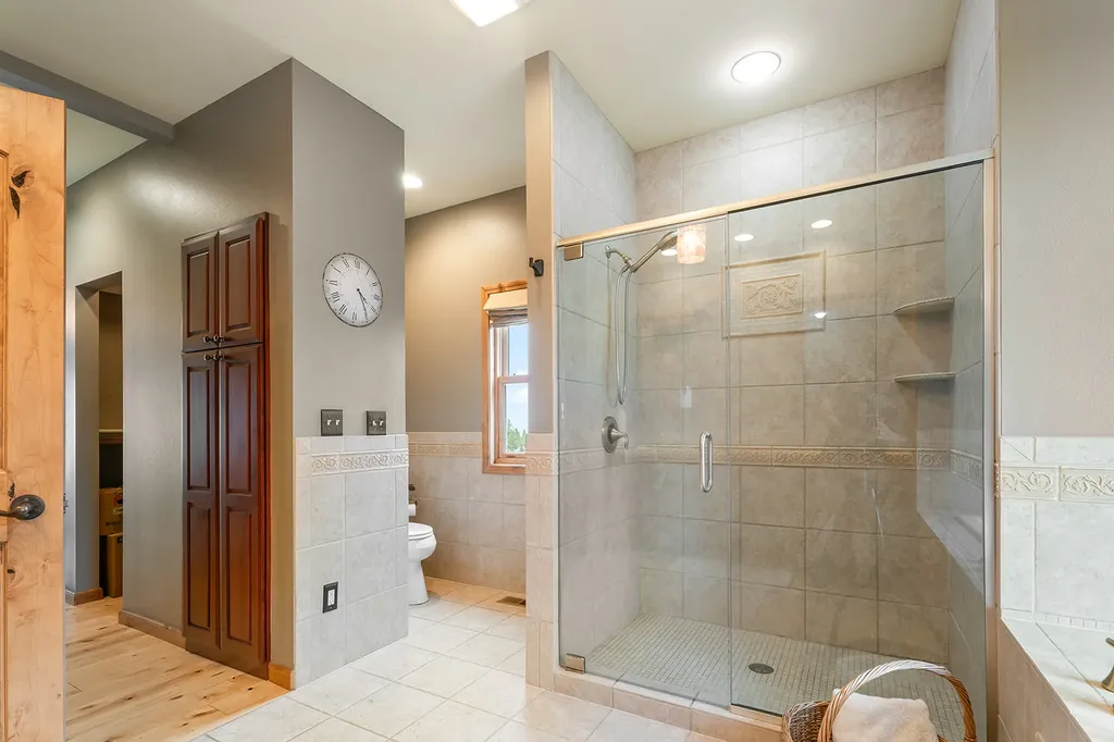 8235 Evergreen Drive Helena MT 59602