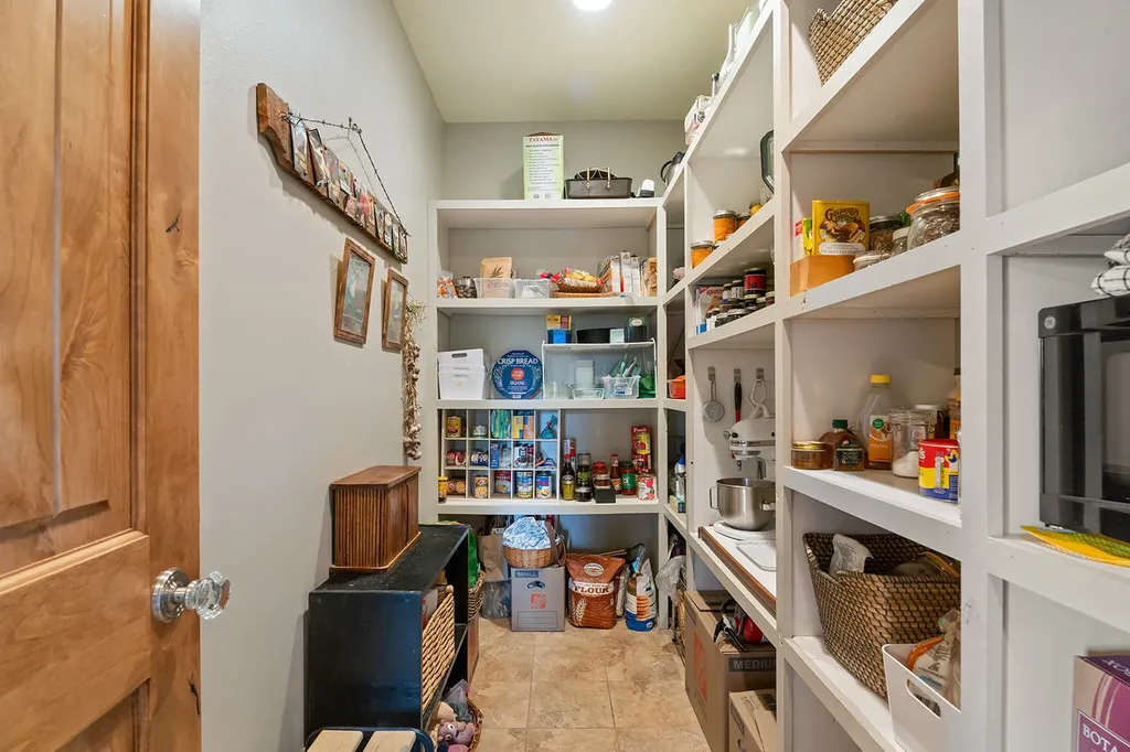 8235 Evergreen Drive Helena MT 59602