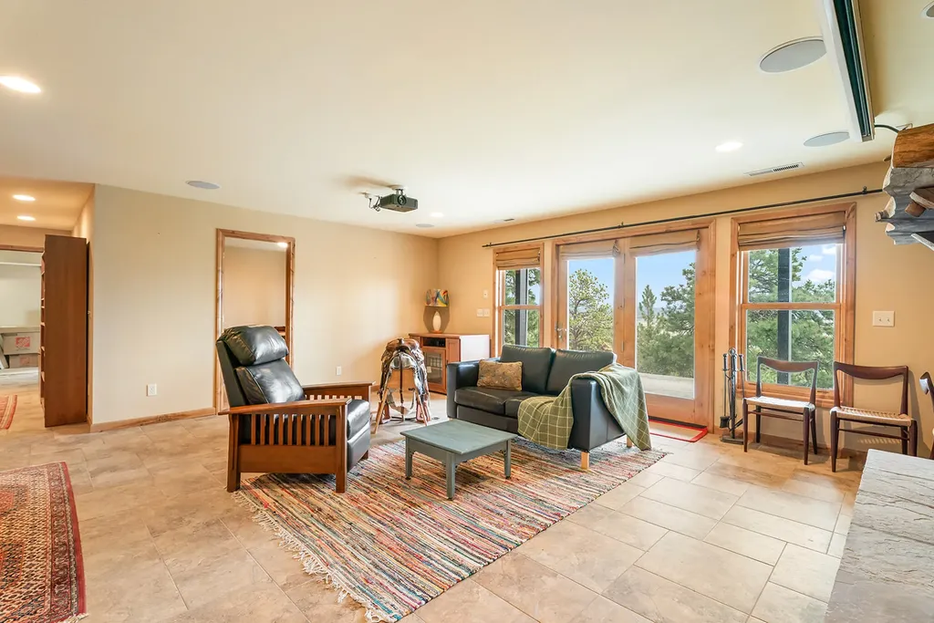 8235 Evergreen Drive Helena MT 59602