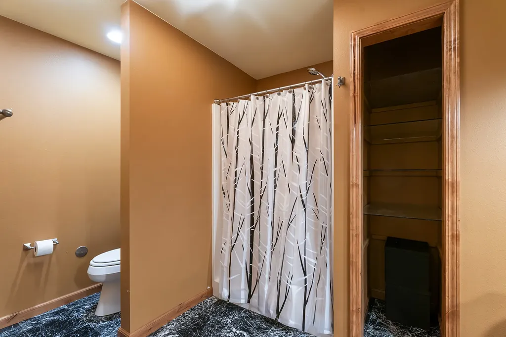 8235 Evergreen Drive Helena MT 59602